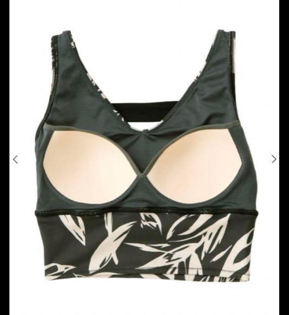 【新品未使用】LAVAヨガウェアSUKALA Vネックブラトップ ラバ　リーフ柄