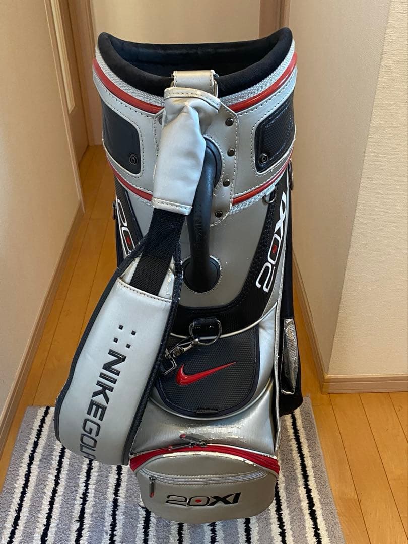 Nike 20XI キャディバッグ ツアーモデル タイガーウッズ