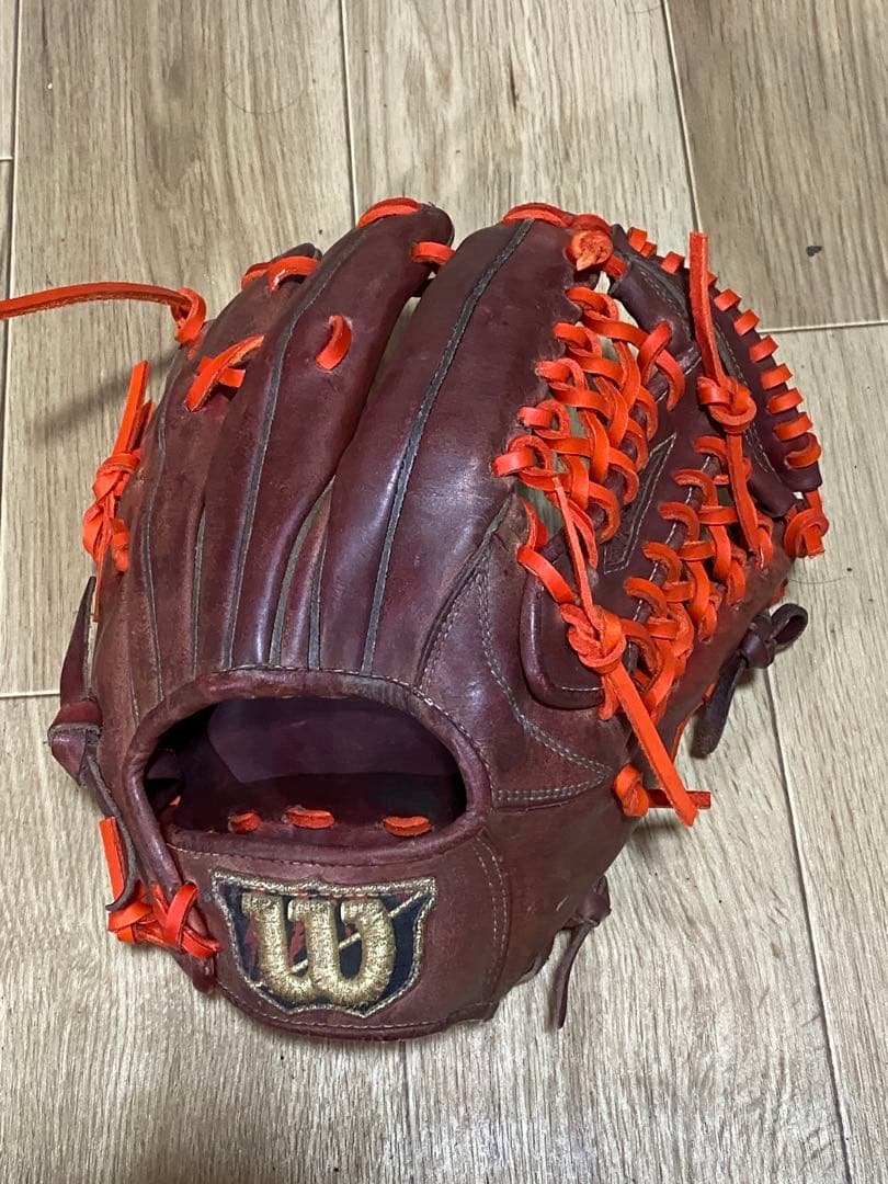 ウイルソン　硬式グローブ　内野手用