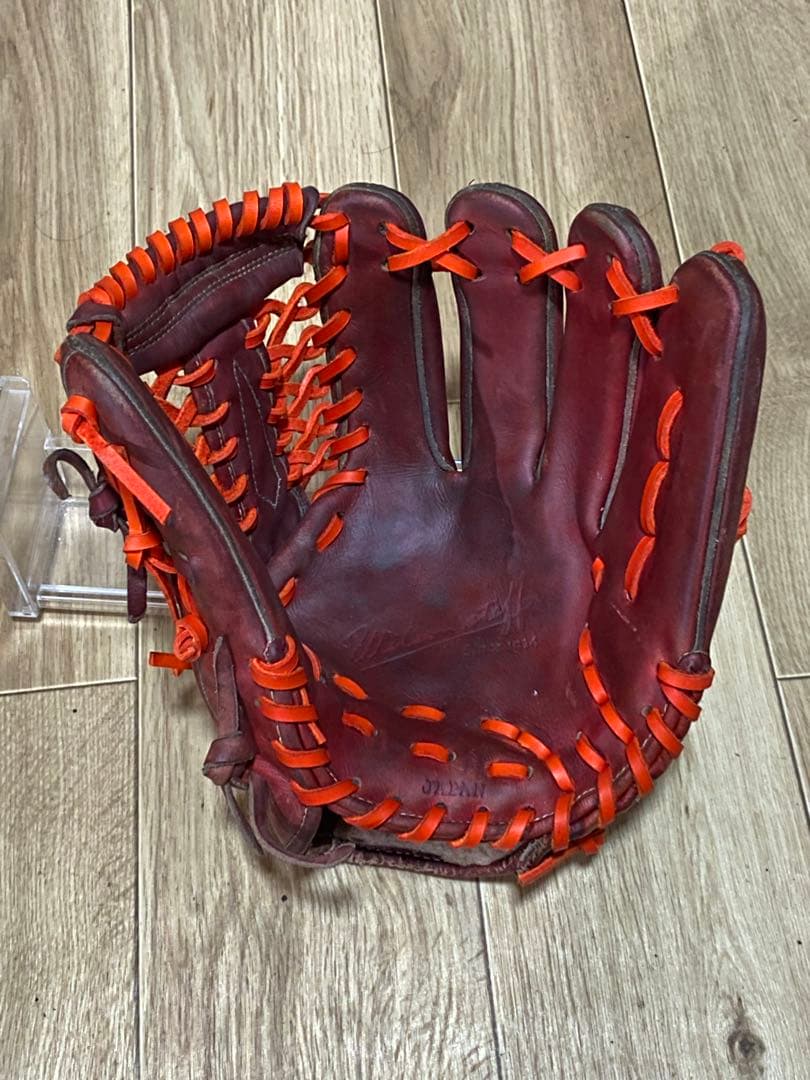 ウイルソン　硬式グローブ　内野手用