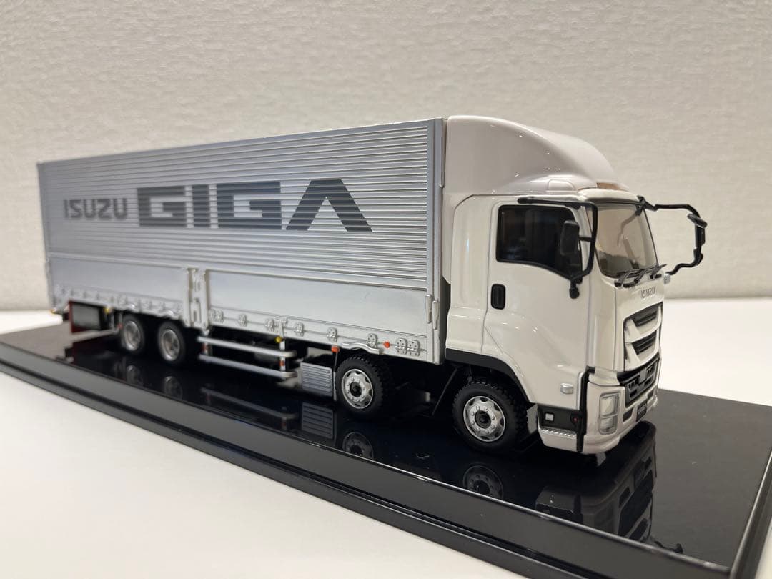 1/43 いすゞ ギガ