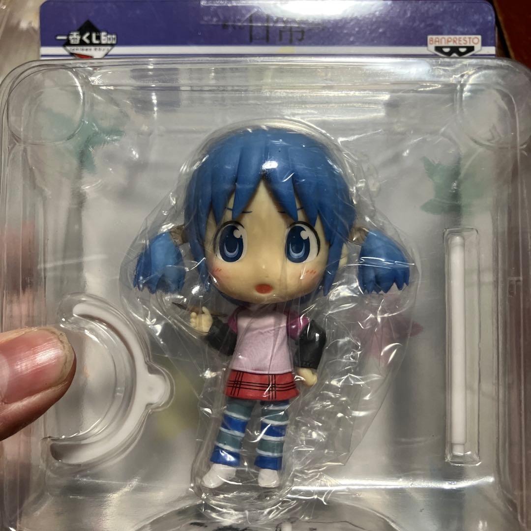 あらゐけいいち　日常　はかせ　なの　まい　ゆっこ　みお　きゅんキャラ　フォギュア