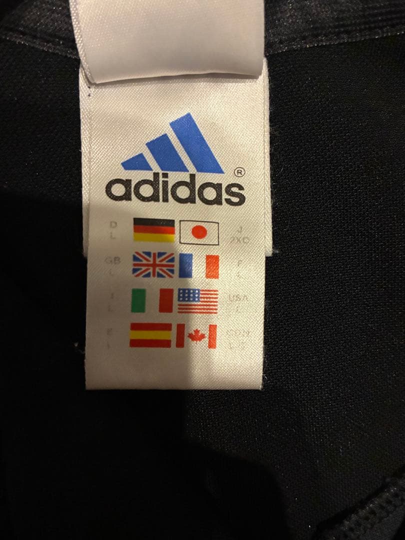 レアル・マドリード 黒色アウェイシャツ