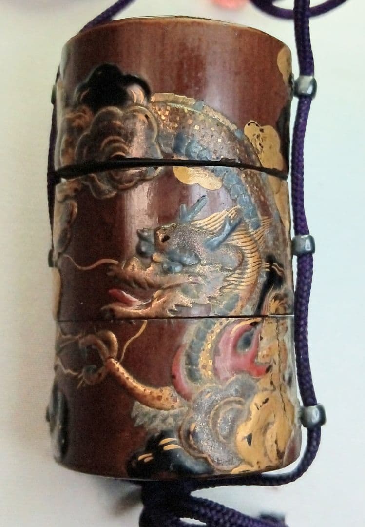 江戸時代 印籠 「雲龍図」 「鶴に松図」高肉彫 金工 鏡蓋 饅頭 根付 付属