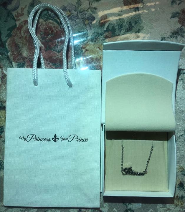 Princeネックレス