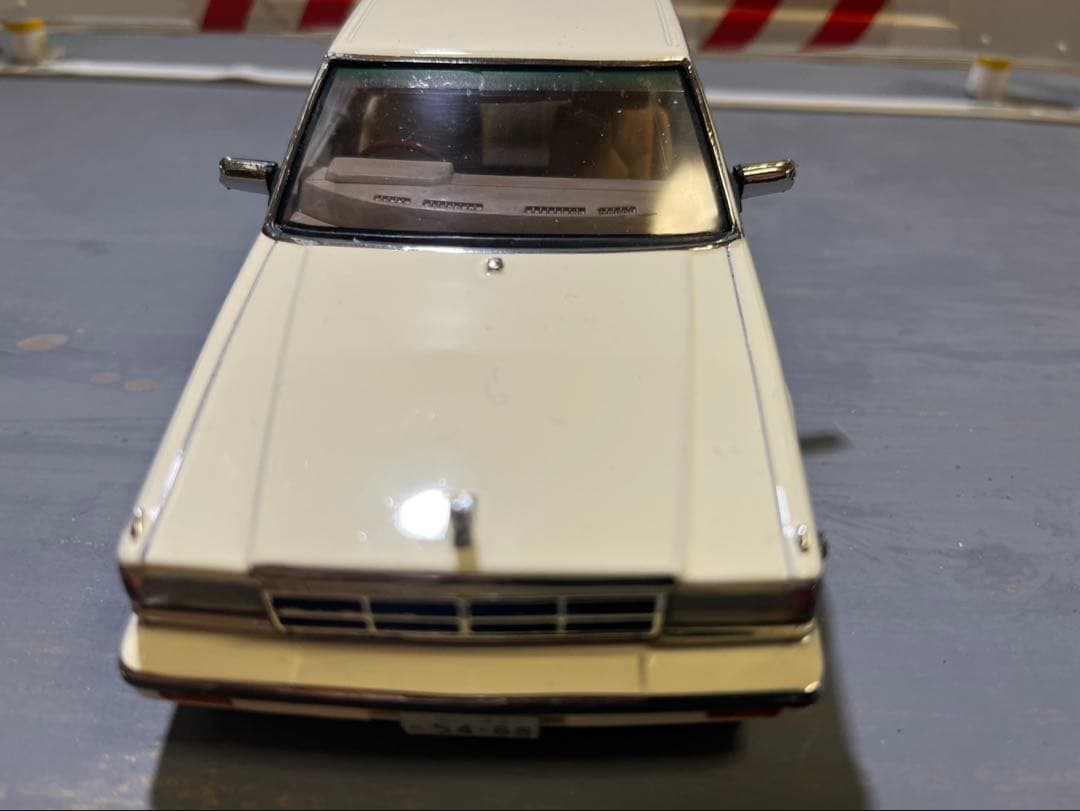 セドリック　プラモデル　完成品