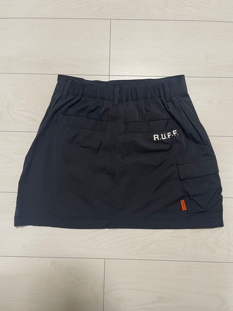 RUFFLOG ブラックシャツ　スカートセット