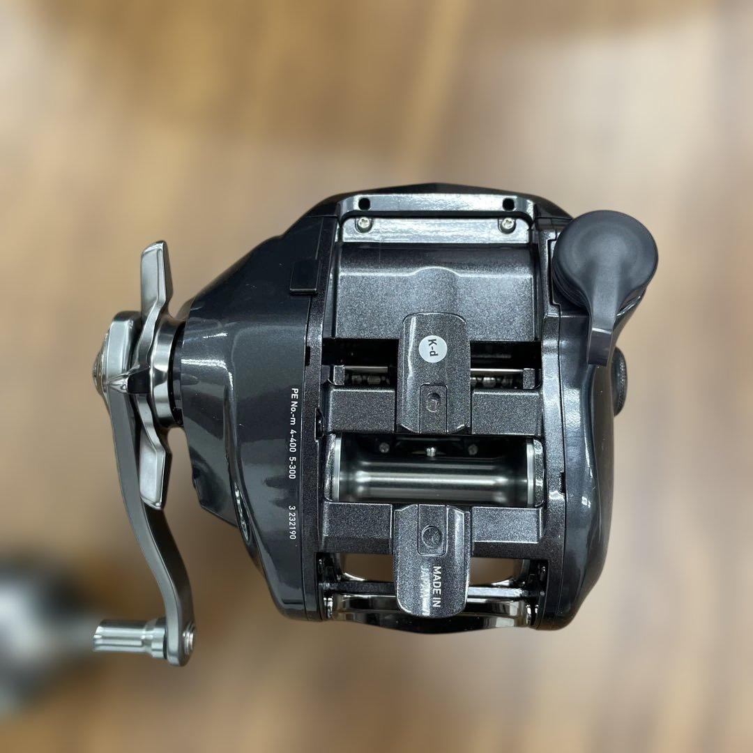 11009 ダイワ　電動リール シーボーグ 400J (右ハンドル)