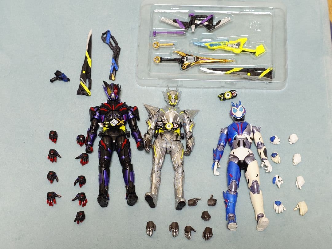 仮面ライダー滅　ゼロワン　バルカン