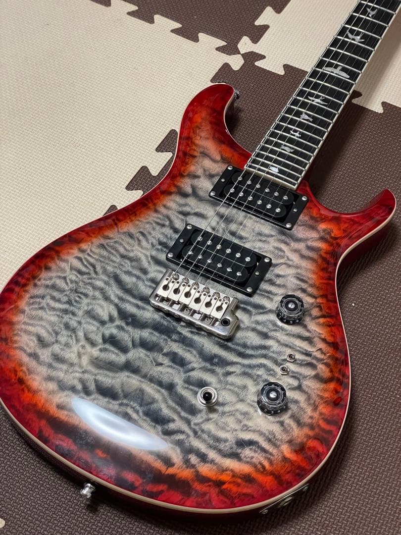 ギター SE Custom 24-08 QuiltCharcoalCherryBurst