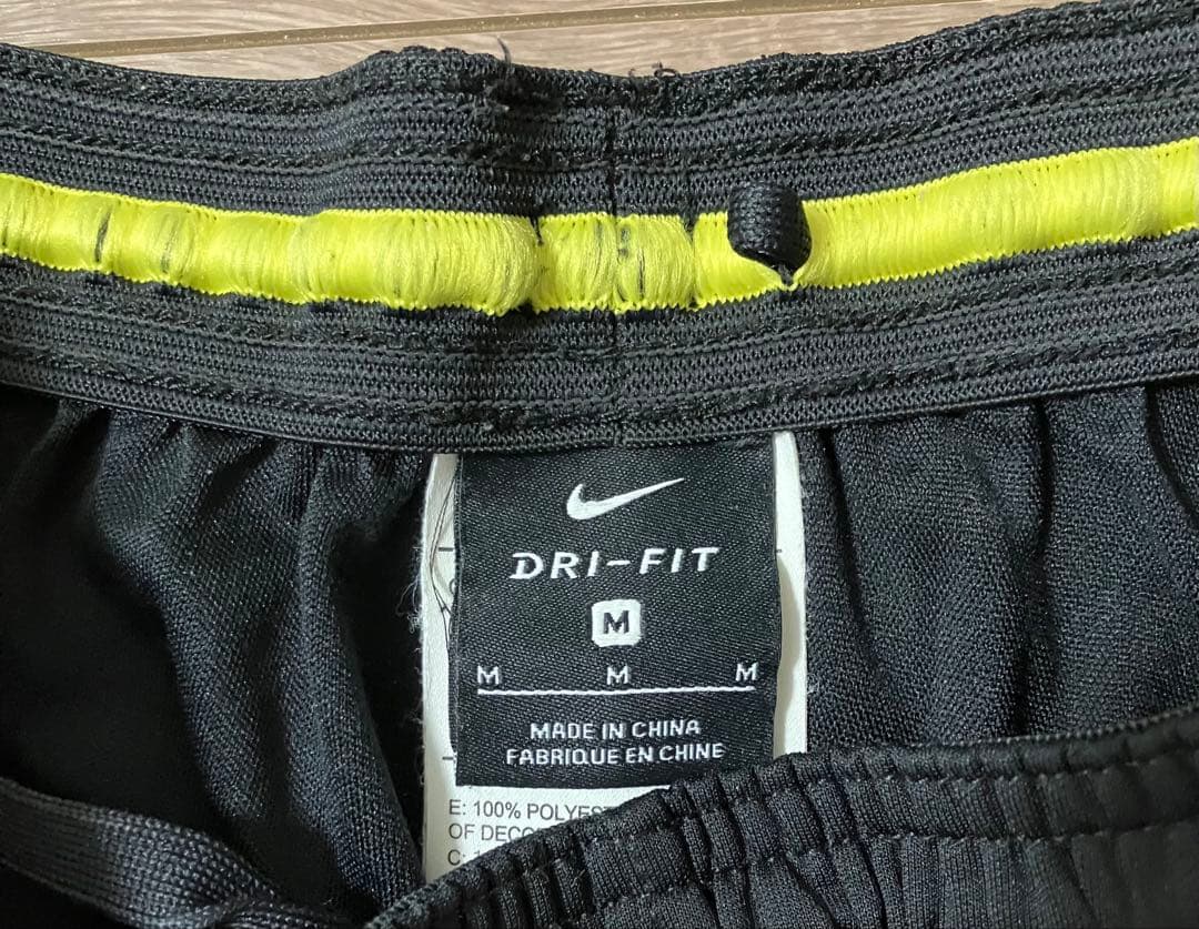 鹿島アントラーズ　トレーニング　パンツ　NIKE　ジャージ　Mサイズ　非売品