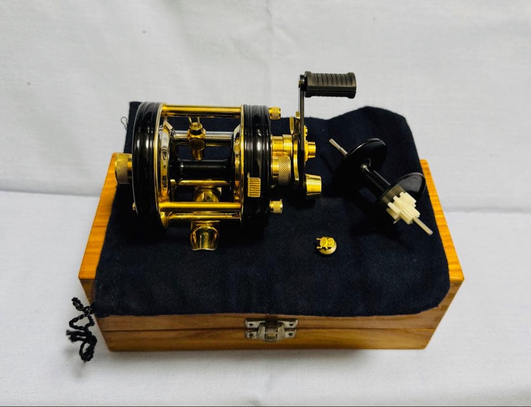 リール ABU Ambassadeur 5000C De Luxe