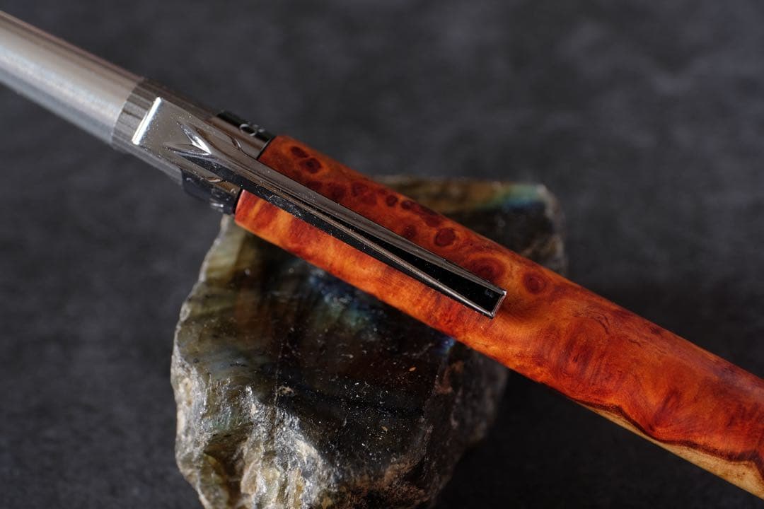 PG5木軸カスタム0178　高村杢工房 製図用シャープペンシル　極上の花梨瘤紅白