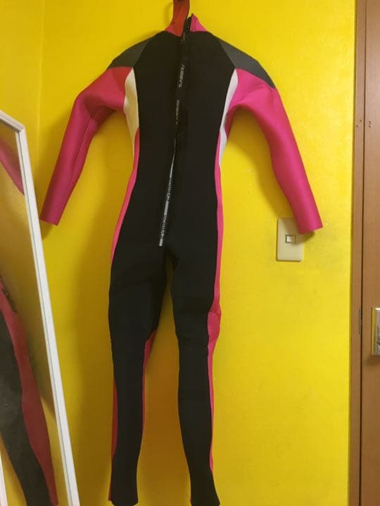 早い者勝ち‼︎ 送料無料‼︎ ウェットスーツ
