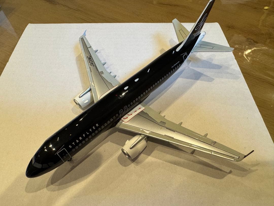 StarFlyer Airbus A320-214 1:200スケール　完成品