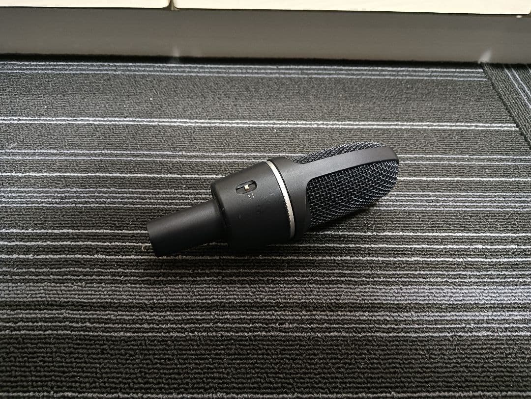 AKG コンデンサーマイク C3000