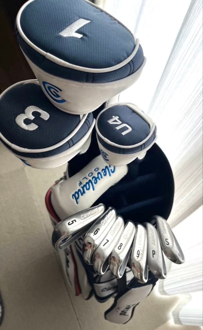 Cleveland Golf キャディバッグ フルセット　初心者 おすすめ