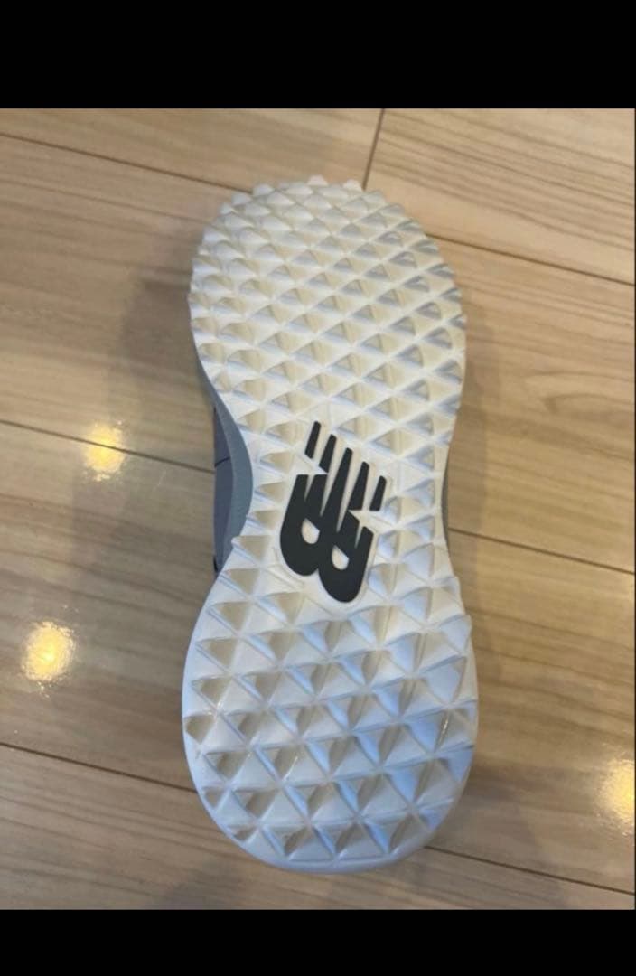 ニューバランス『ゴルフシューズFuelCell1001v4 スパイクレスBOA』