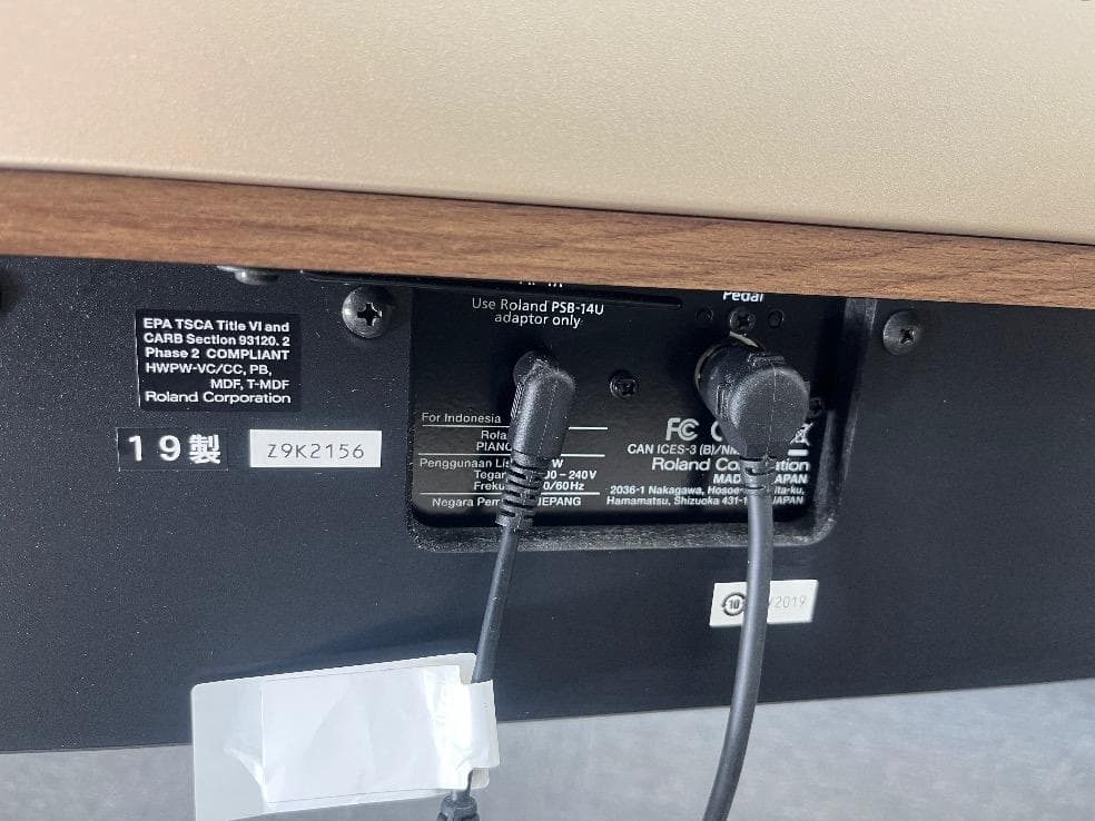 ★81763【電子ピアノ】ROLAND　KF10KW　19年製