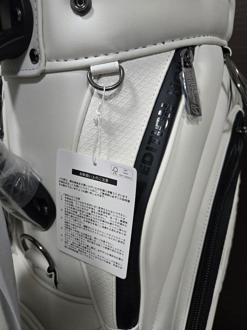 MASTER BUNNY EDITION ホワイトキャディバッグ