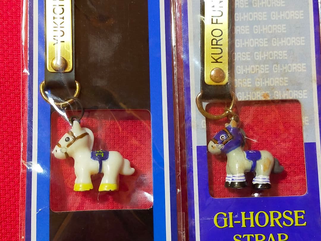 ③◆　競馬　JRA　◆　ブエナビスタ　◆桜花賞　オークス　秋華賞◆　ストラップ◆