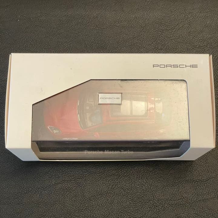 ポルシェ　マカン　ノベルティミニカー