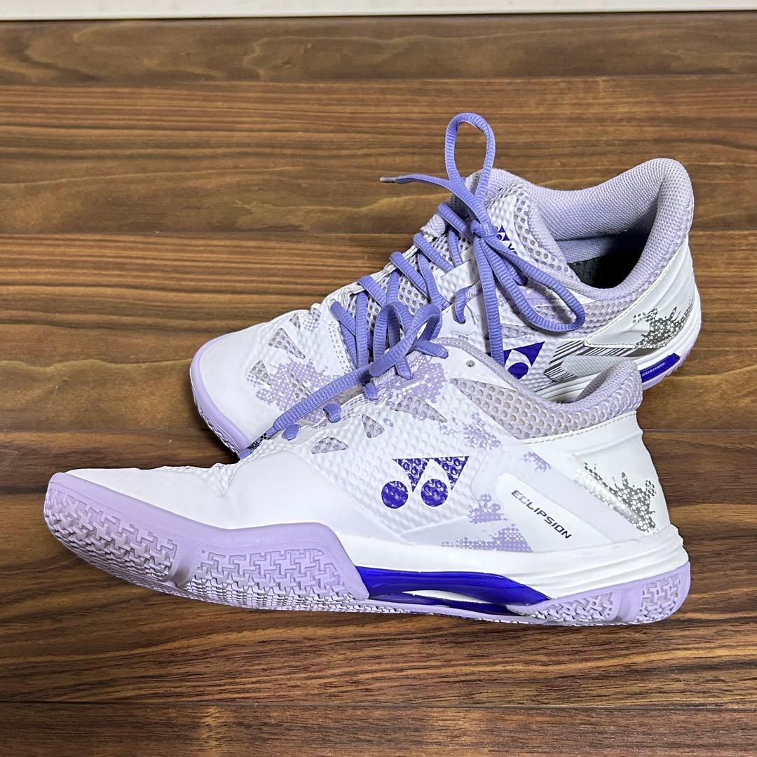 【ほぼ新品】YONEX Ecliption 25cm バドミントンシューズ