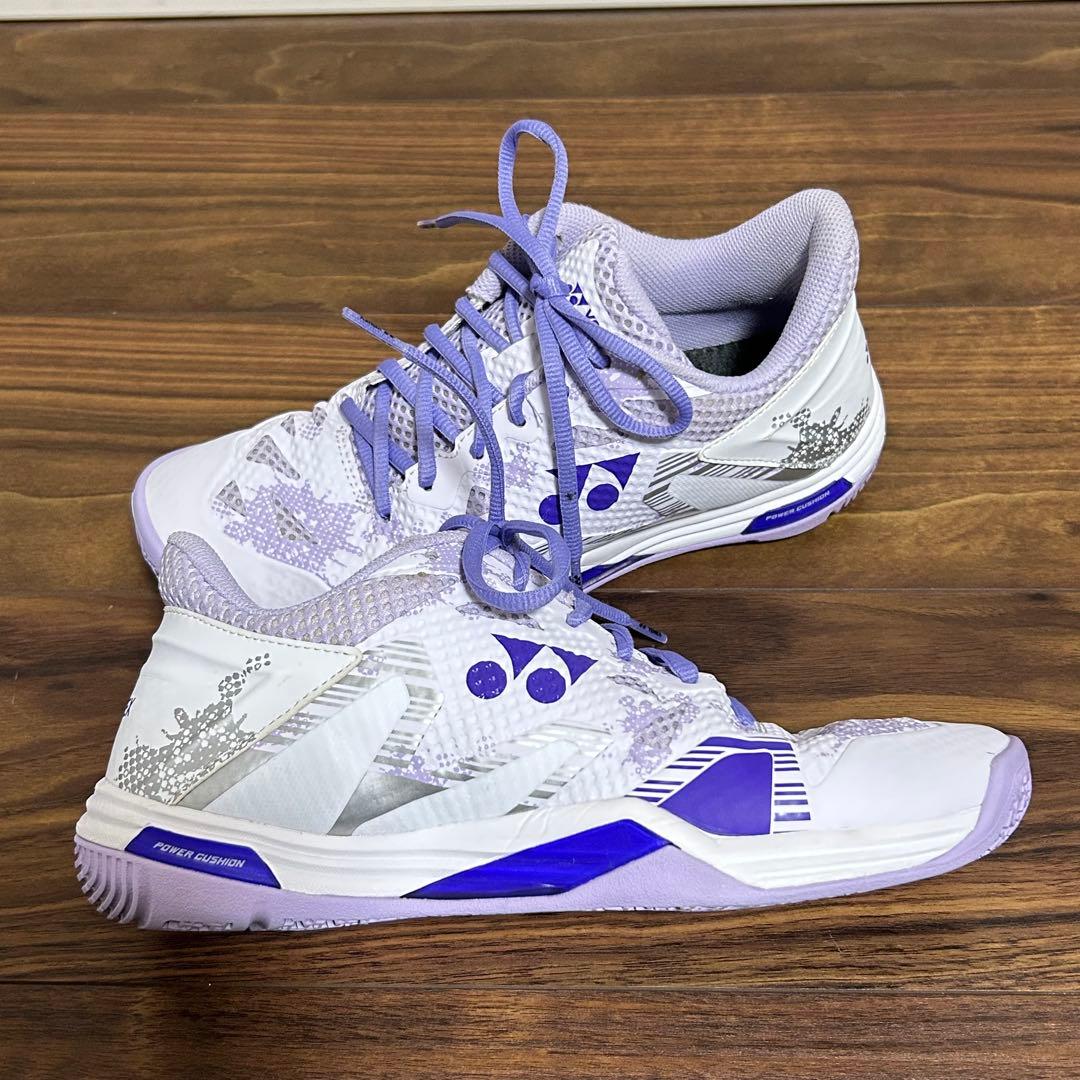 【ほぼ新品】YONEX Ecliption 25cm バドミントンシューズ