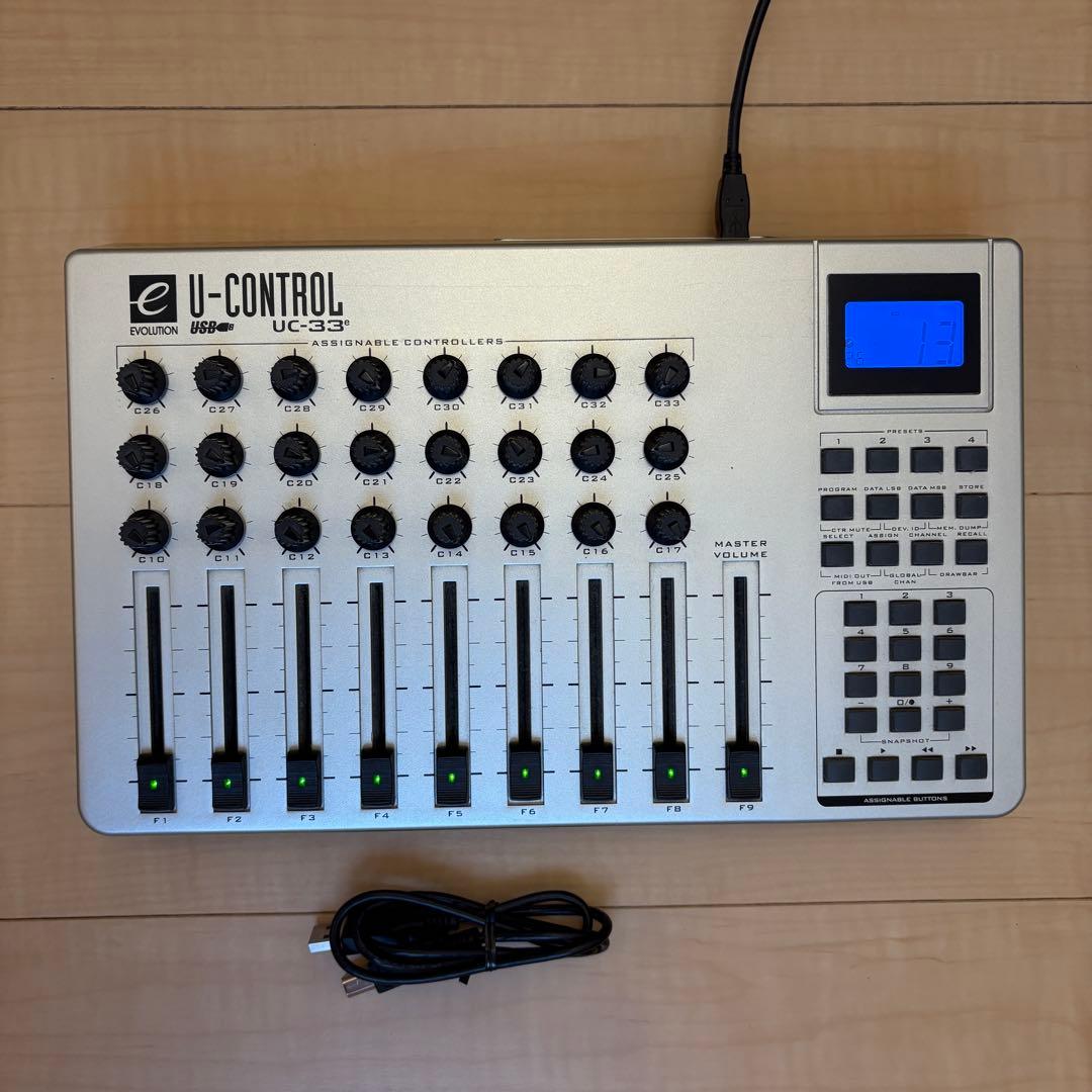 Evolution UC-33e MIDIコントローラー 動作品