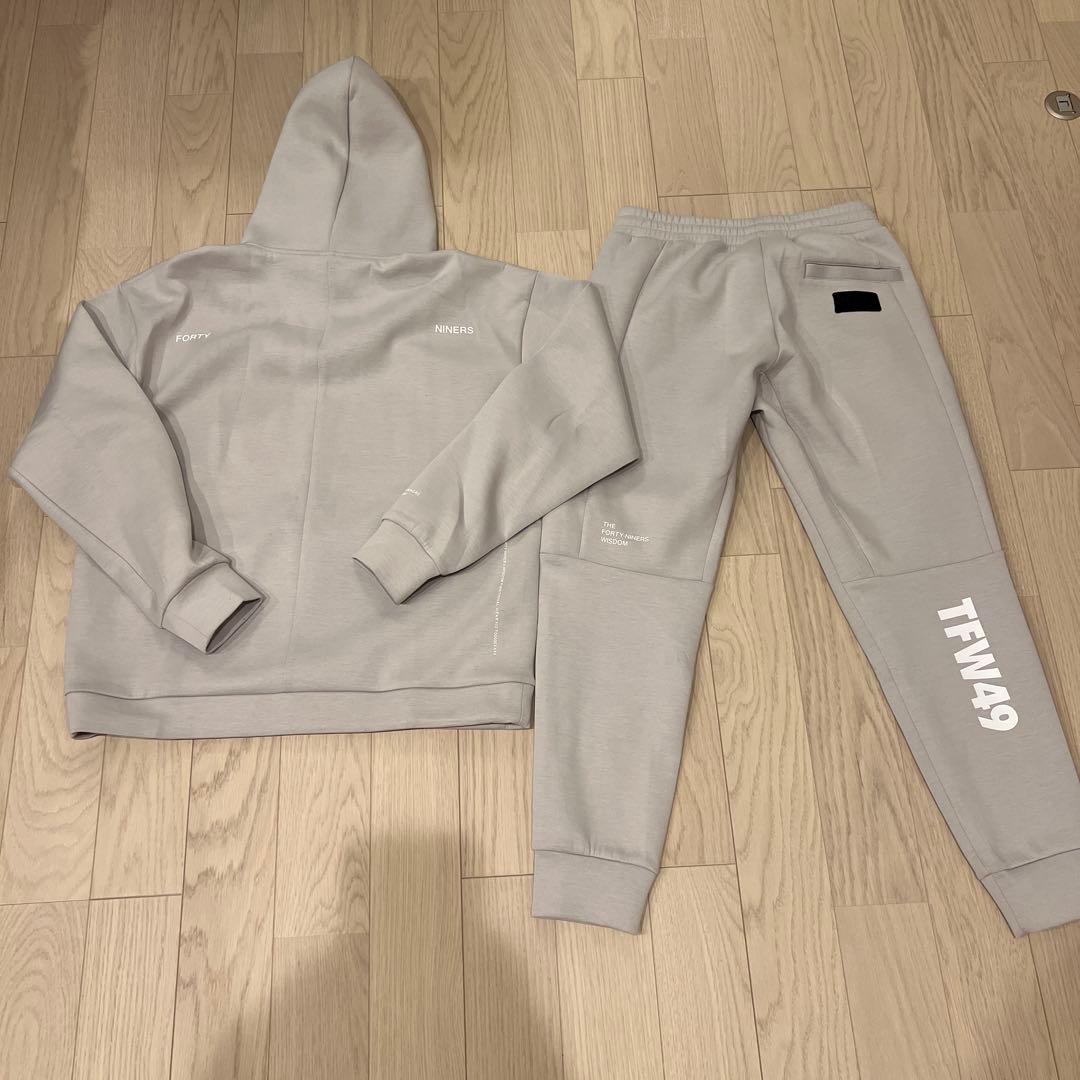 TFW49 スウェット セットアップ グレージュ
