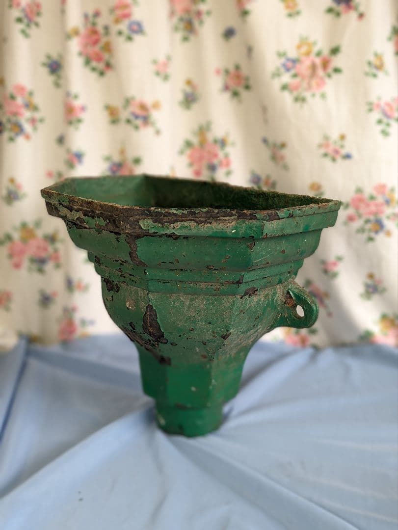 イギリス アンティーク 鉄製 壁掛けプランター 植木鉢 グリーン 525