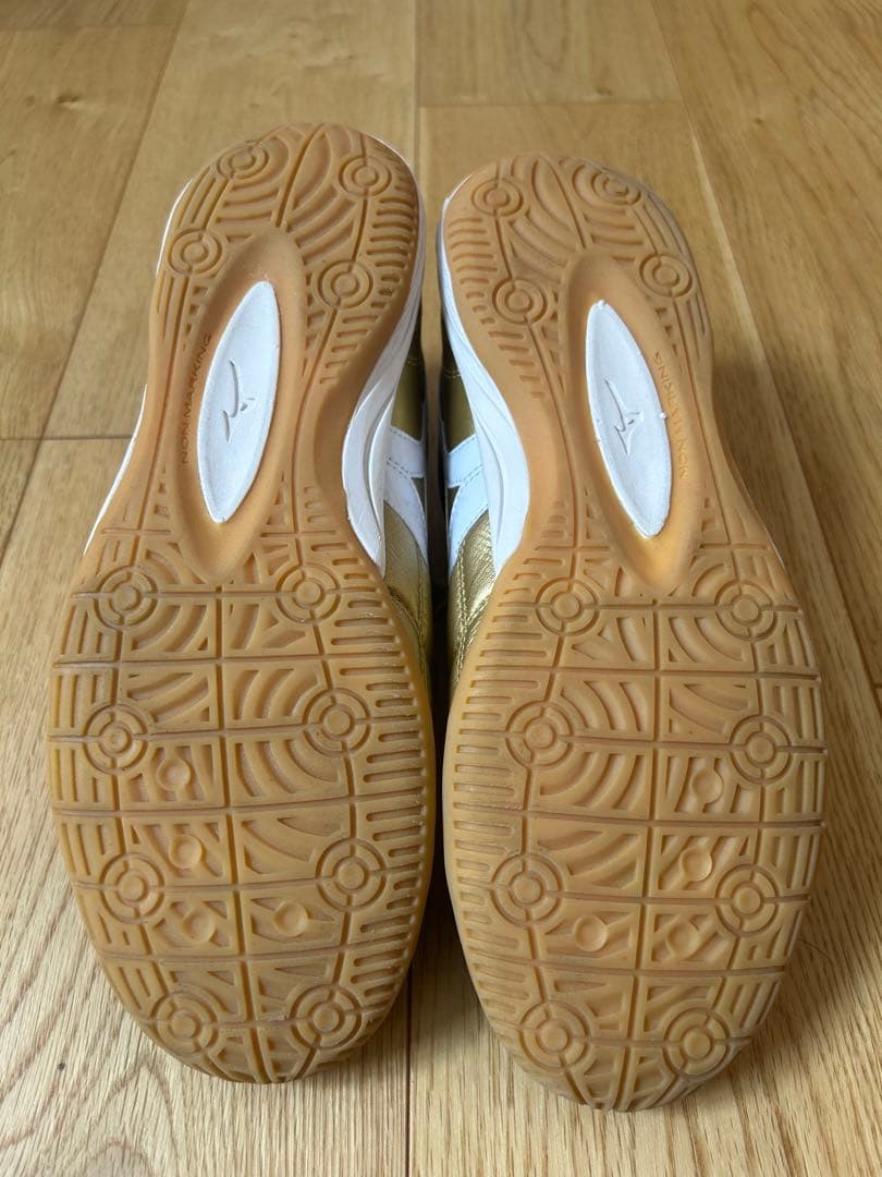 【限定品】ミズノ　フットサル　モレリア ゴールド　26.5