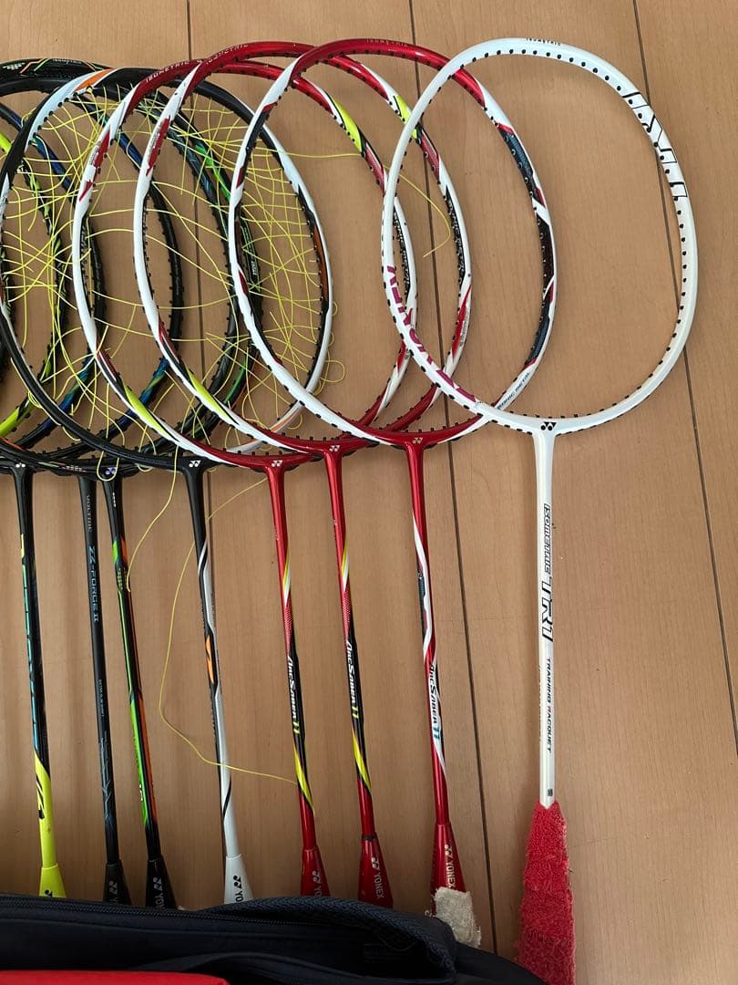 【ジャンク】バドミントンラケット18本＋新品ラケットバック