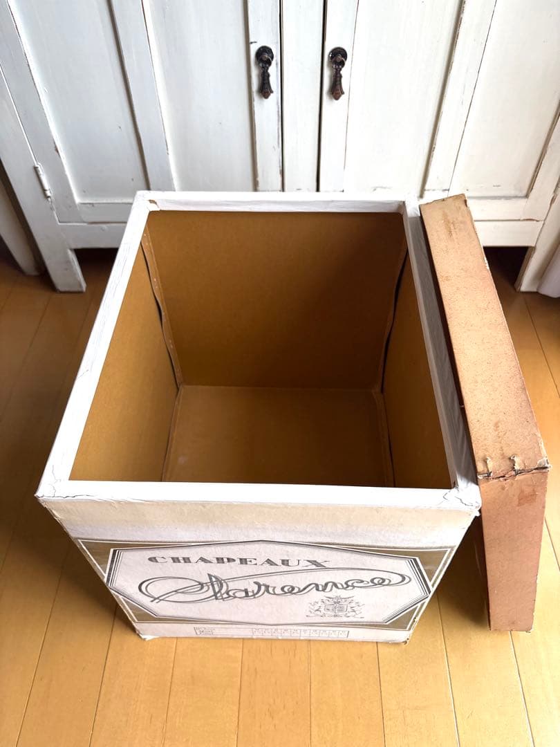 ♡ フランスアンティーク　ハットボックス　レアサイズ　レタリング　帽子ケース