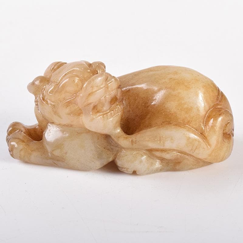 中国　玉石白玉彫刻　神獣　根付　紙鎮　置物　C　R7736E