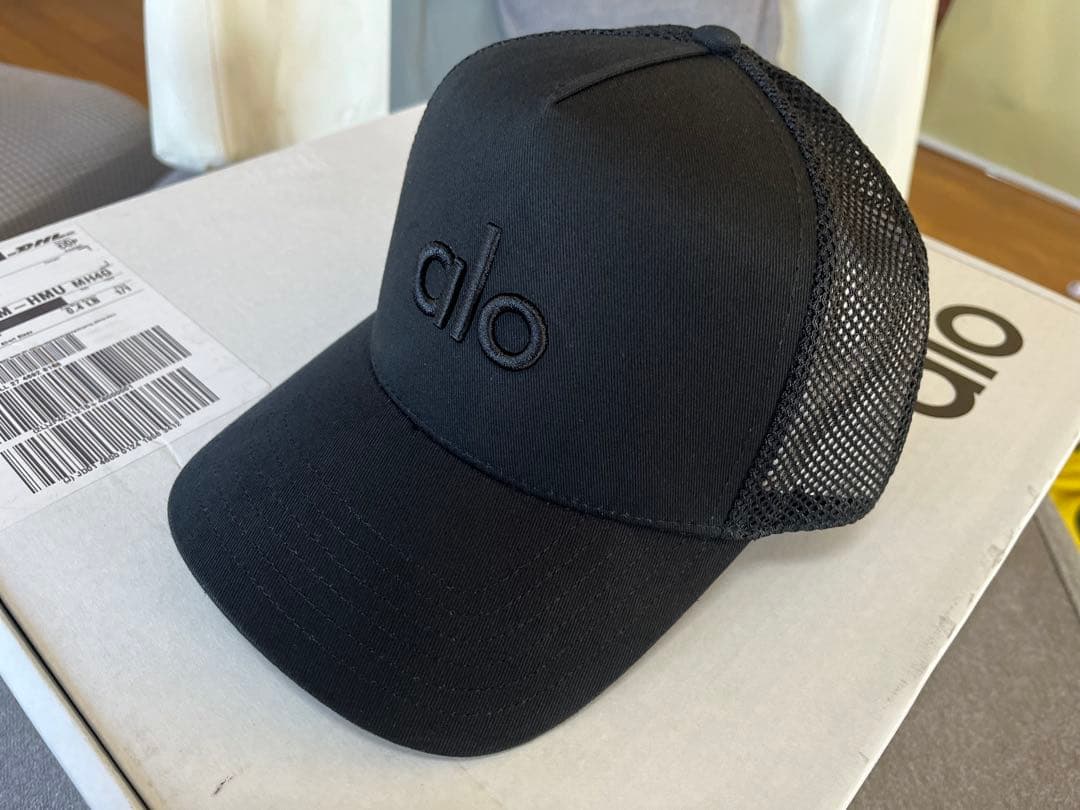 【新品未使用】alo トラッカーキャップ