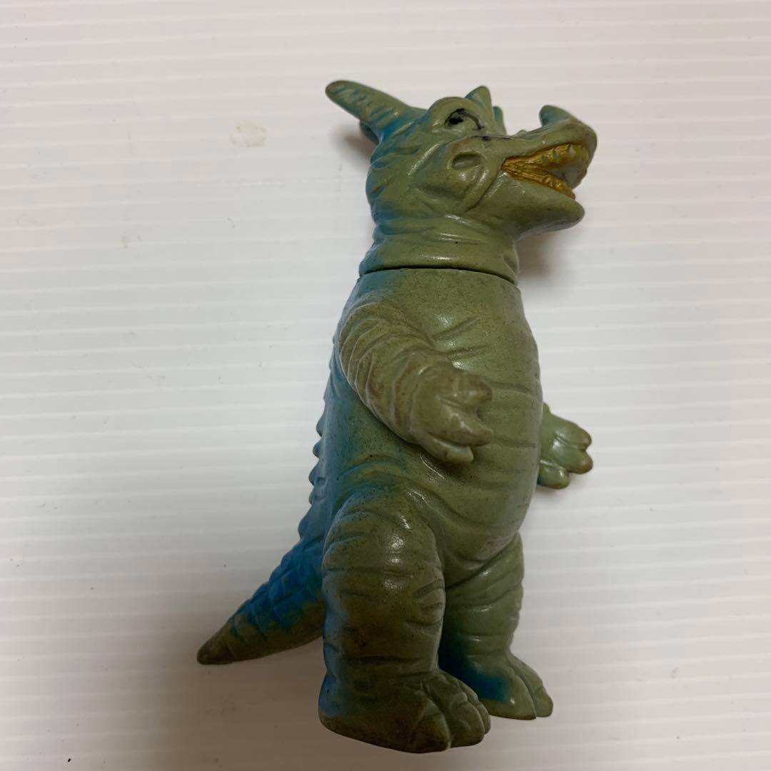 怪獣フィギュア ブルマァク　パゴス