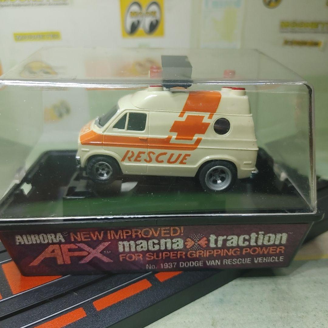 希少HOスロットカーDODGE