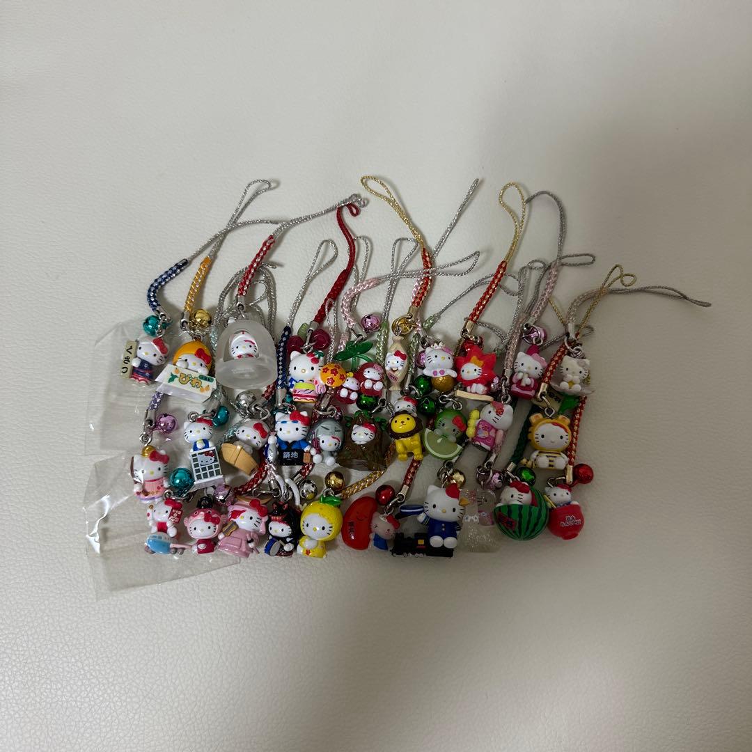 ご当地キティ 根付け ストラップ　まとめ売り 30個