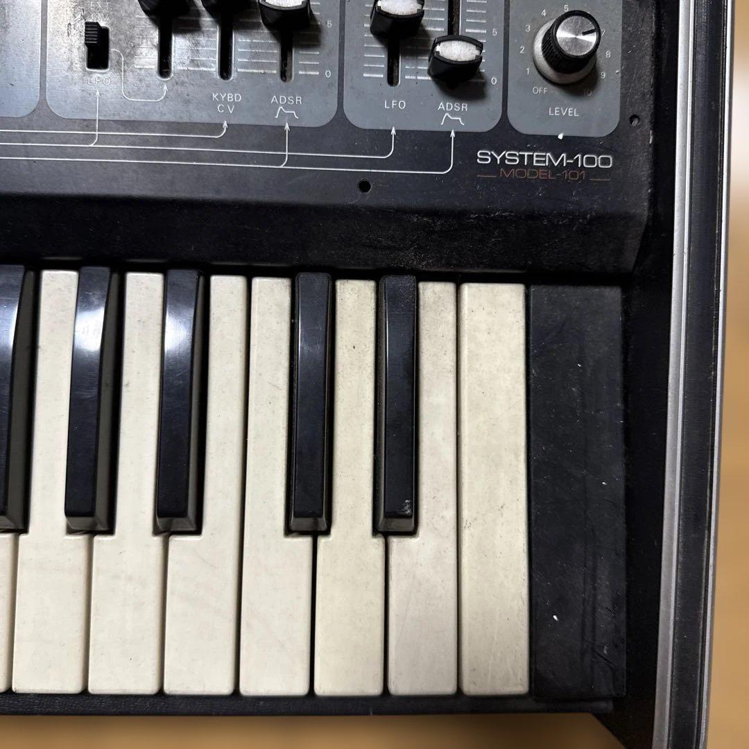 ローランド　Roland SYSTEM-100