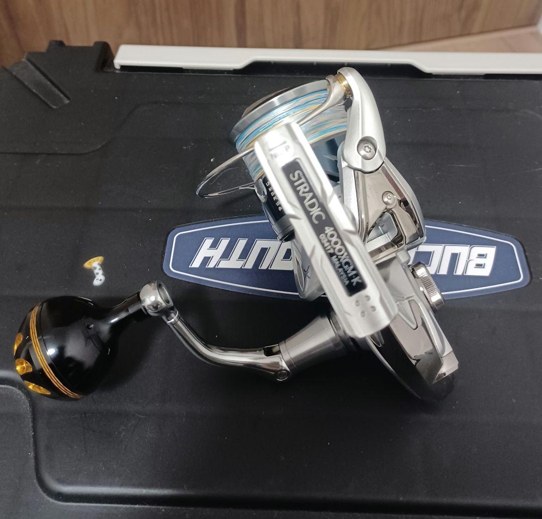 シマノ 15ストラディック4000XGM ゴメクサスハンドルノブ