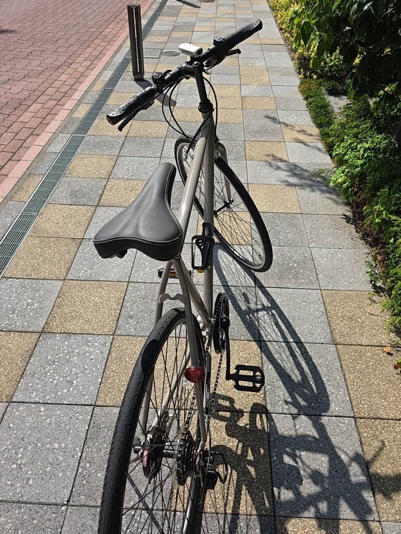 ウォームグレー クロスバイク 700C