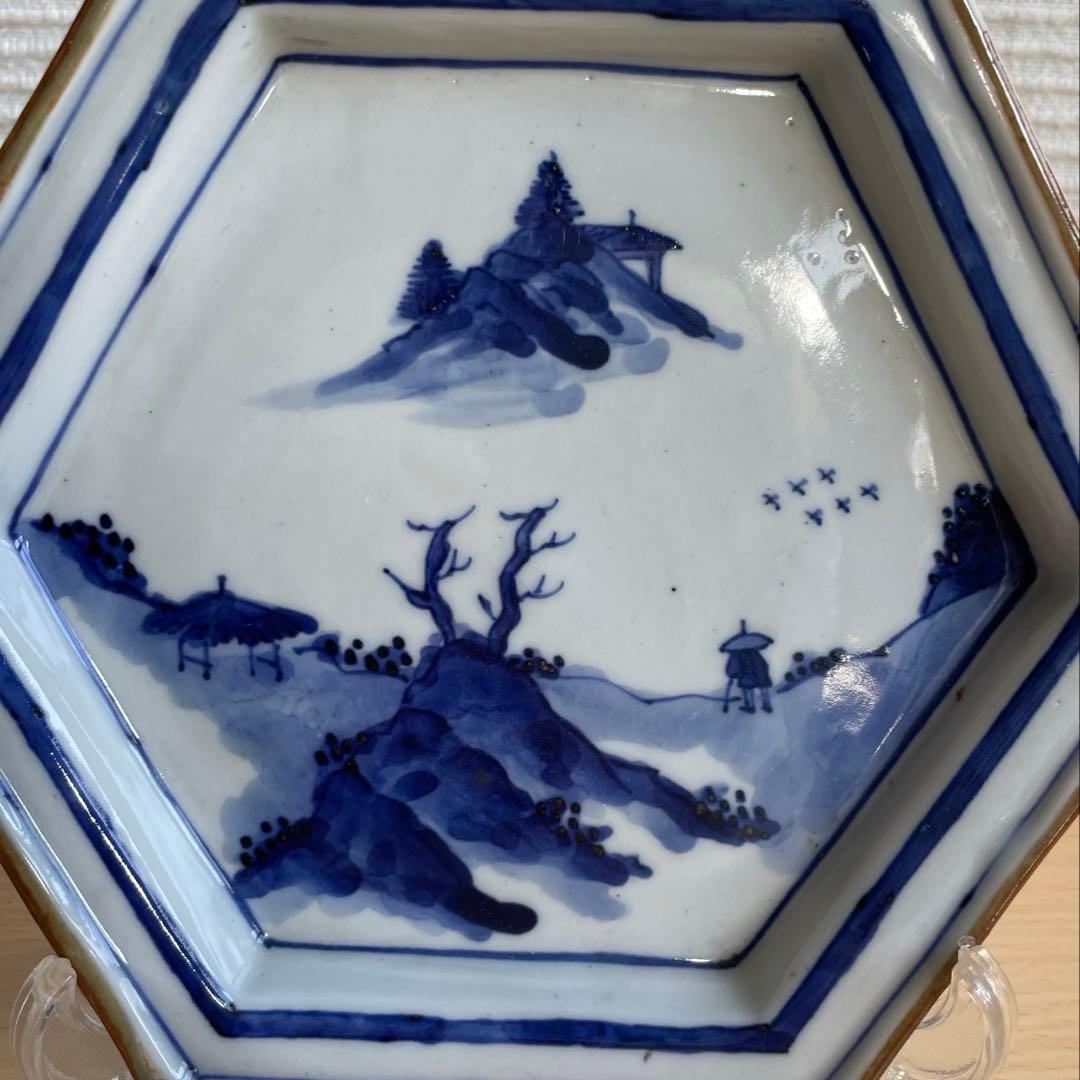 染付山水六角皿？