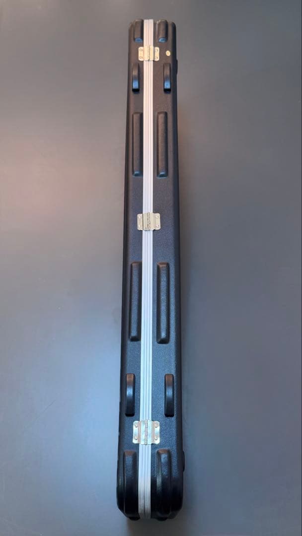 SKB TSA002 ギターハードケース 鍵無　新品クロス2枚付き　美品