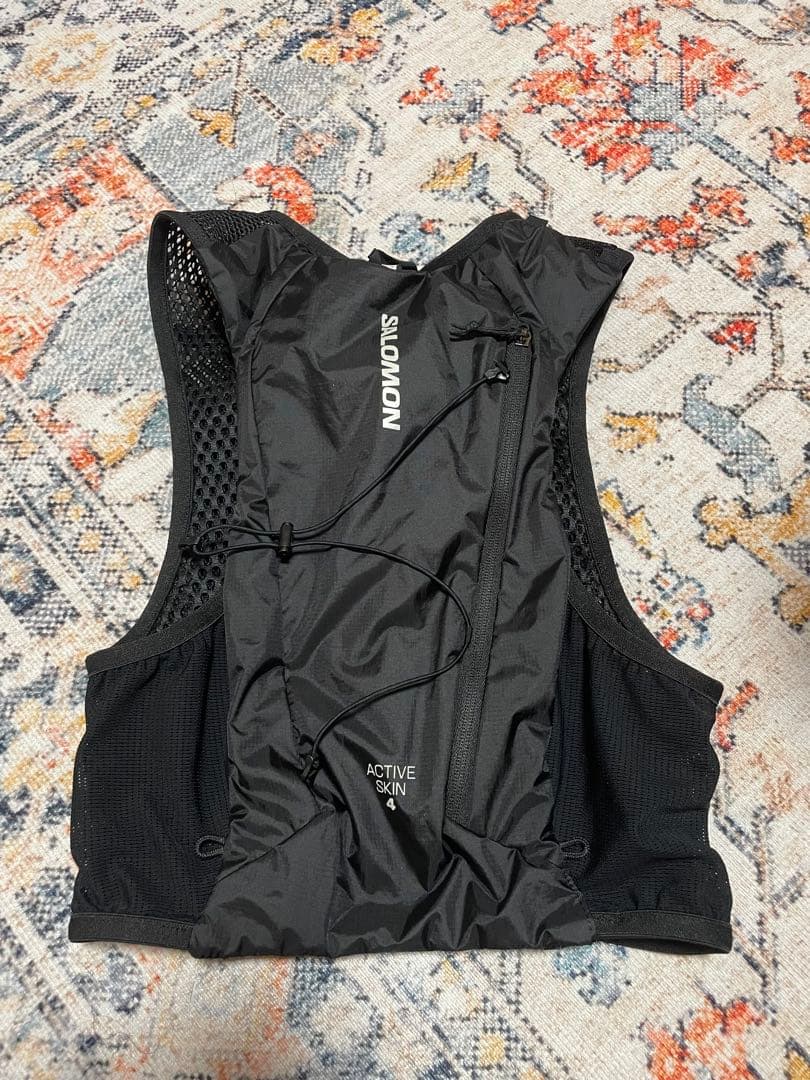 SALOMON ACTIVE SKIN4ブラック ランニングベスト