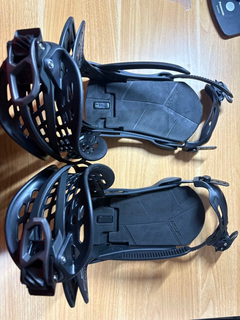 Burton バートン GENESIS ジェネシス reflex Mサイズ