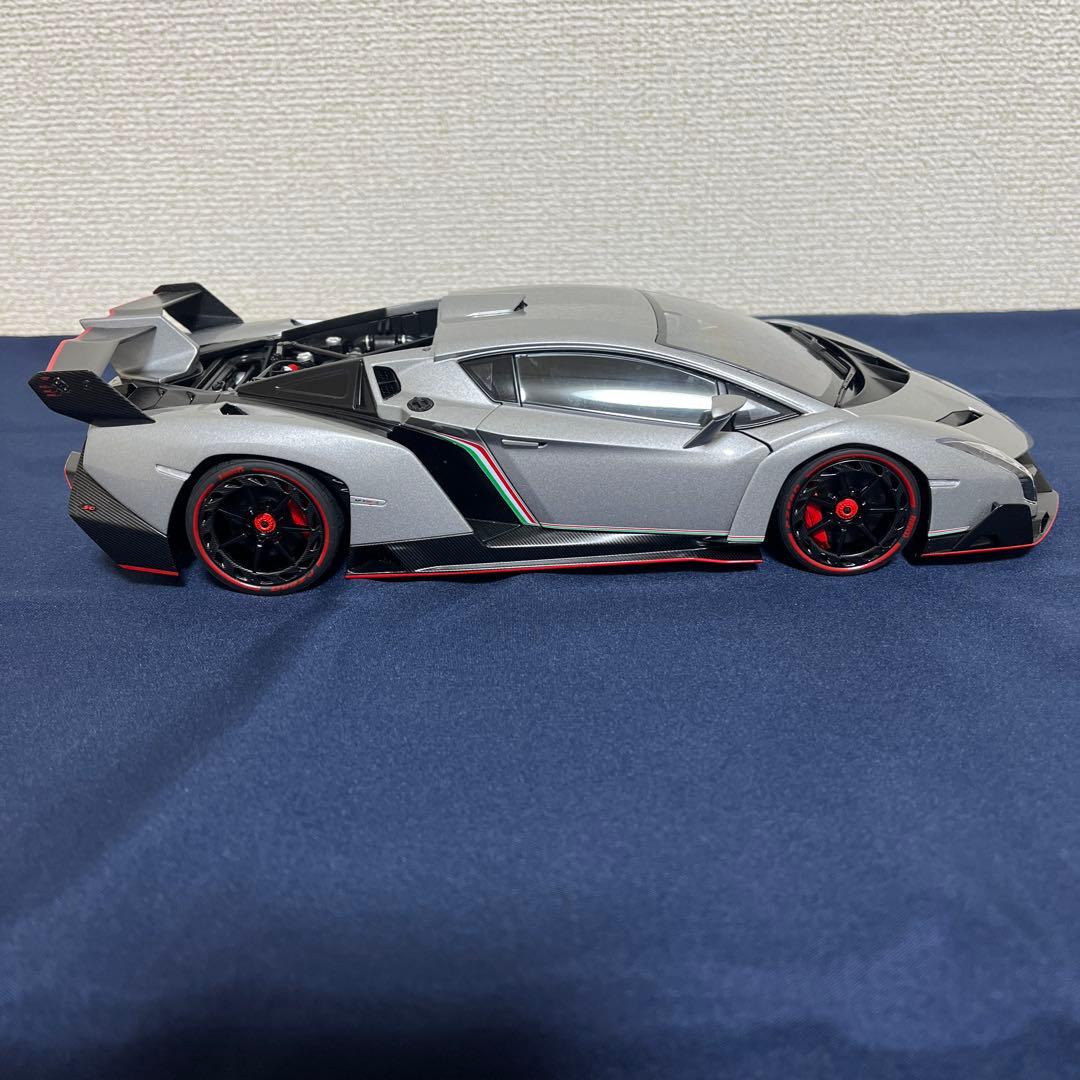 [AUTOART]ランボルギーニ ヴェネーノ 1/18