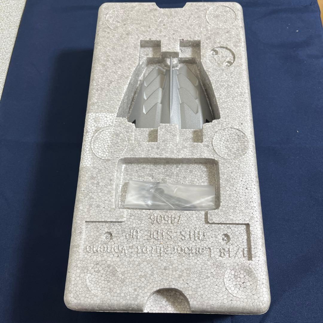 [AUTOART]ランボルギーニ ヴェネーノ 1/18