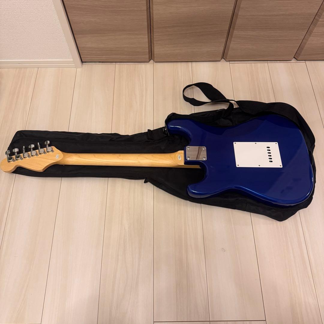 青 ストラトキャスタータイプ エレキギター