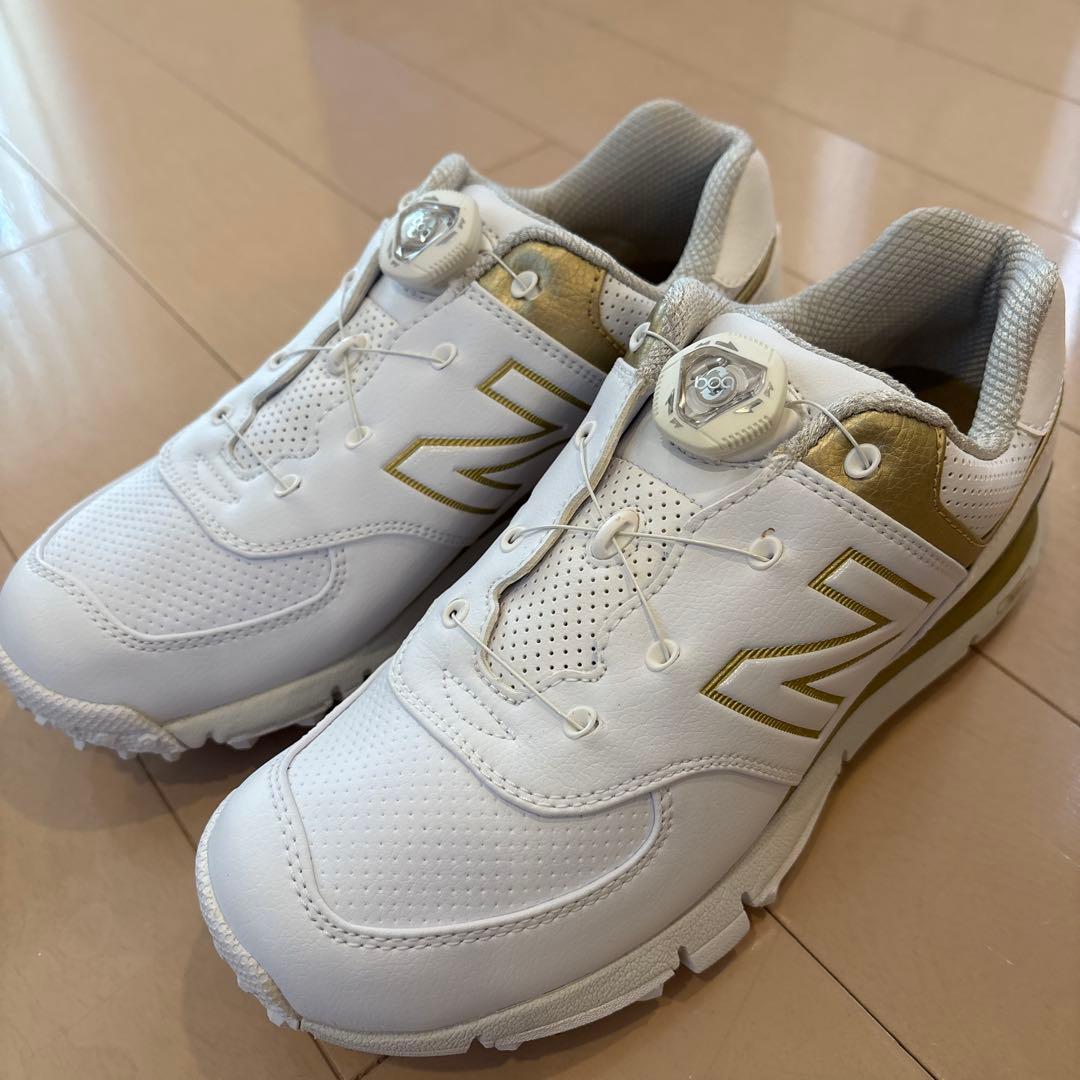 New Balance 574 ホワイト/ゴールド ゴルフシューズ